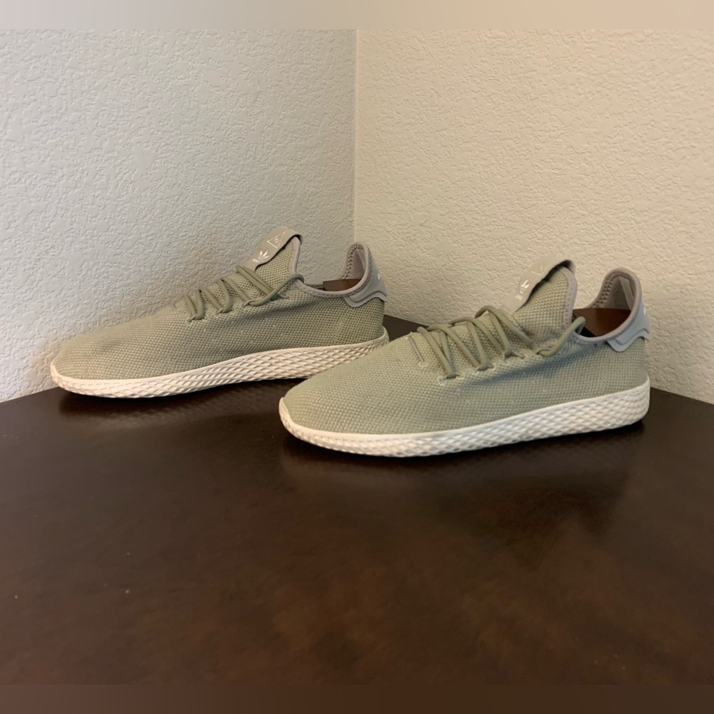 Adidas Light Olive Knit Casual Sneakers Men's Size 10
